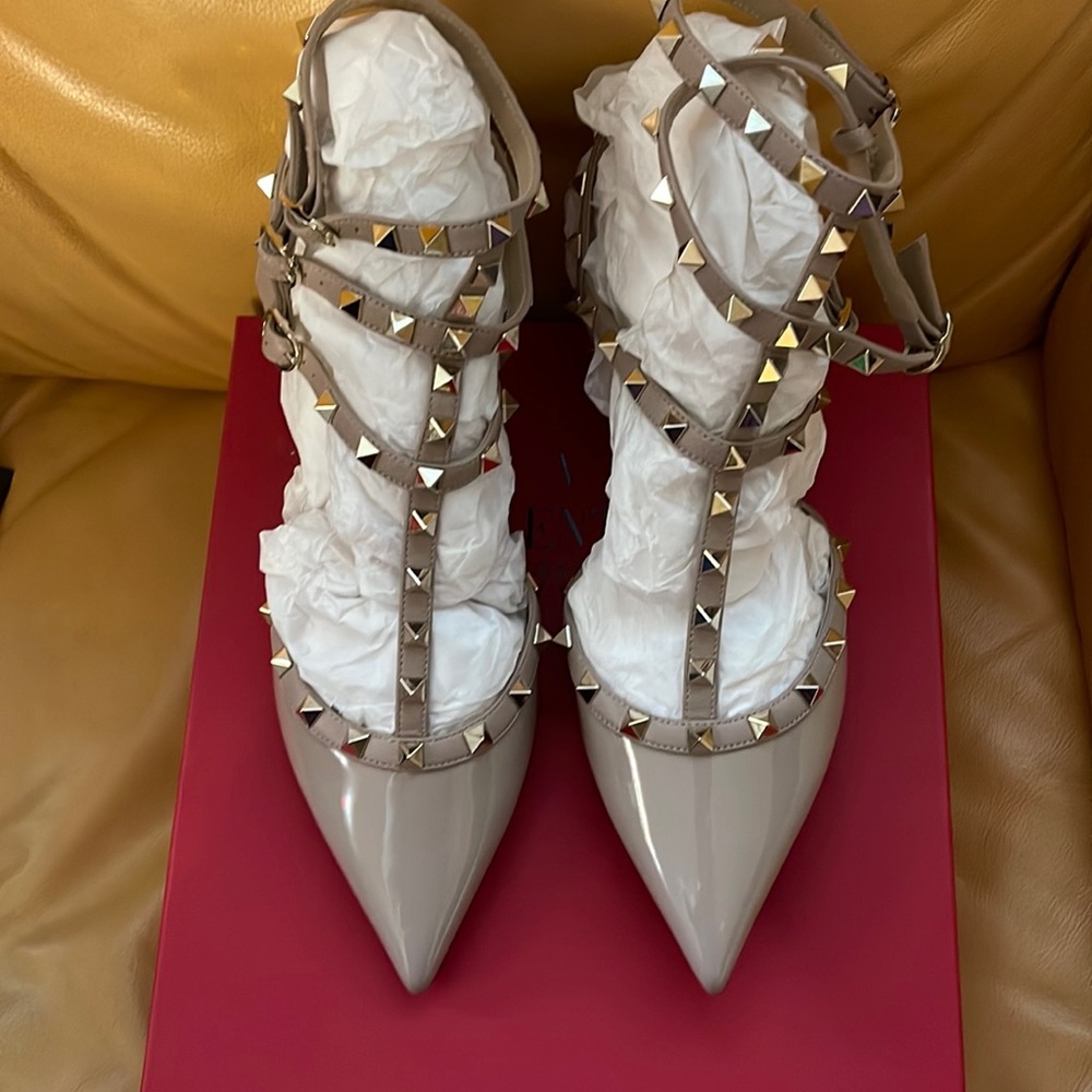 Valentino Garavani Rockstud Cage shoes size 41.5